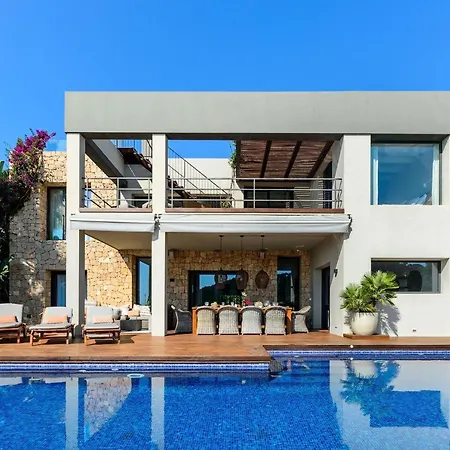 Cap Martinet Mit Beheizbarem Pool Villa