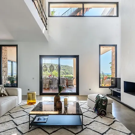 Villa Cap Martinet Mit Beheizbarem Pool *